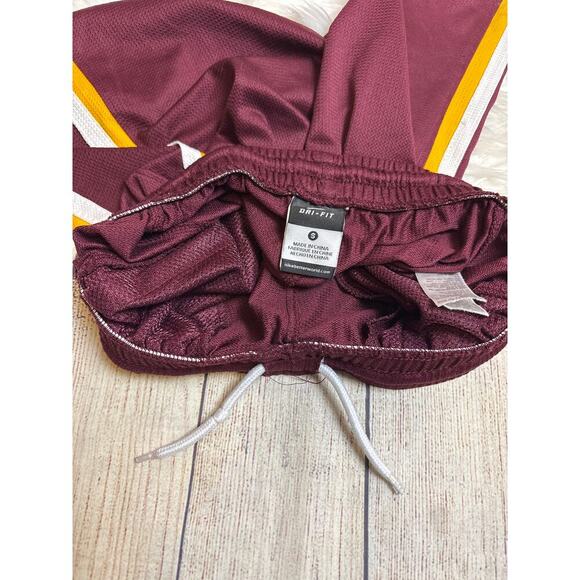 Minnesota Nike Dri-Fit Boys Mesh Athletic Shorts with Pockets - Picture 7 of 8